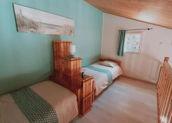 Maison De 300 M De La Proche Forêt Hébergement de vacances